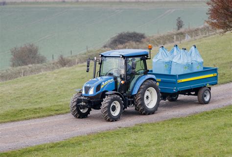 NEW HOLLAND T4 65S TRACTOR Agpower