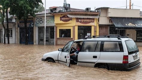 Las Lluvias Torrenciales Anegan Una Grecia Quemada Y Golpean Con Fuerza