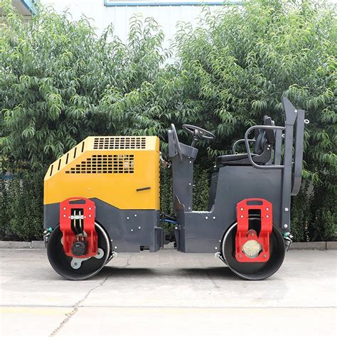 High Quality 1 8ton Double Drum Vibration Road Roller China Small