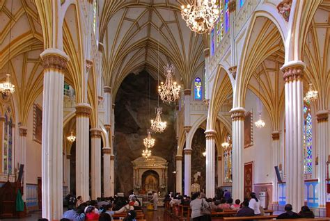 Las Lajas Sanctuary | Wondermondo