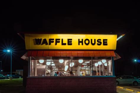 Why Is Waffle House So Expensive? (10 Reasons)