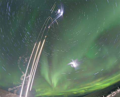 Nasa Launches Sounding Rocket Into Aurora Pic Goes Viral