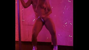 Haciendo Striper En La Casa Del Columpio Xvideos