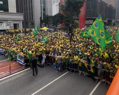 Ato Pr Bolsonaro Reune Milhares Na Avenida Paulista