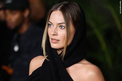 Margot Robbie Nude The Fappening Photo FappeningBook