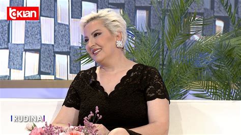 Rudina Ermira Kola rikthehet pas 15 vitesh me një këngë të re Baba