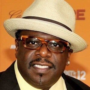 Cedric the Entertainer - Age, Family, Bio | Famous Birthdays