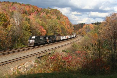 Fall Foliage Alleghenies Extravaganza | TrainBoard.com - The Internet's ...