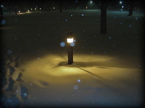 Snowy Sidewalk Light Snow Covered Path Huntington Univers Flickr