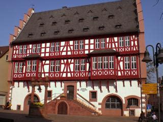 Deutsches Goldschmiedehaus Attractions In Hanau Germany