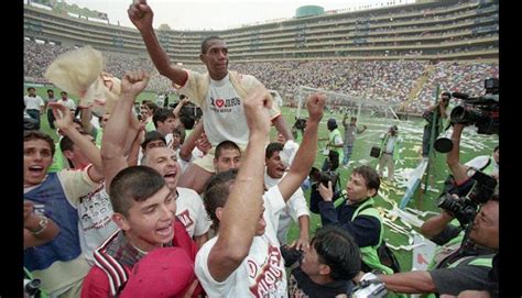 Universitario De Deporte Recordó El Aniversario 15 Del Tricampeonato