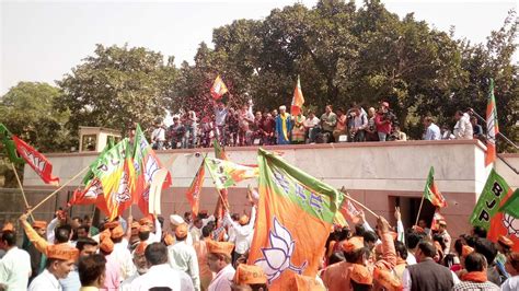 Chappa Chappa Bhajapa Massive Celebrations At Bjp Headquarters As Party Oust Manik Sarkar In