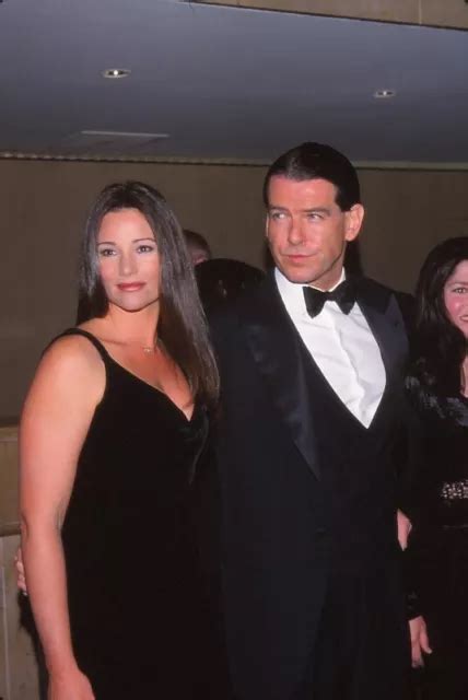 Kb Size Photographer Pierce Brosnan And Keely Shaye Smith Slide