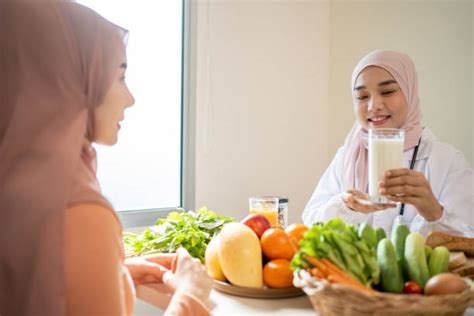 Minum Susu Bernutrisi Saat Sahur Bisa Bantu Penuhi Kebutuhan Gizi Saat