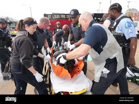 St Louis United States 24th Oct 2022 St Louis Firefighters Load A