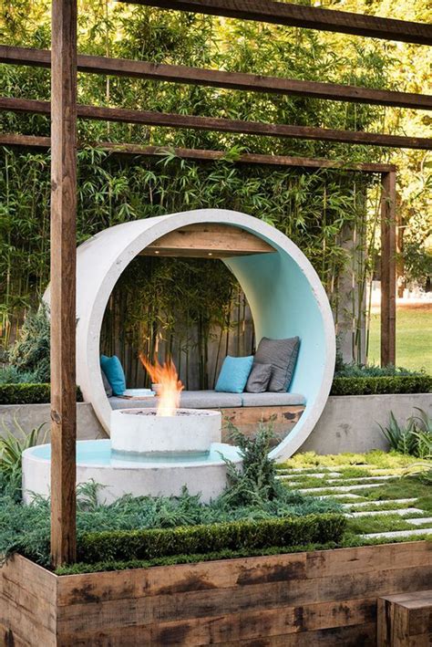 10 Outdoor Meditation Spaces That Refresh Your Soul And Body