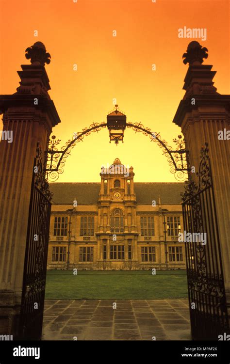 Oxford Examination Halls Hi Res Stock Photography And Images Alamy