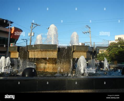 08909 Francisco Balagtas Monument Liwasang Balagtas Fountain Pandacan ...