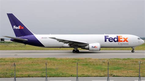 N109FE Boeing 767 3S2F ER FedEx MXP Gabriele Fontana