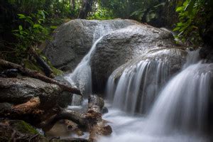 Explore the waterfalls on Siquijor