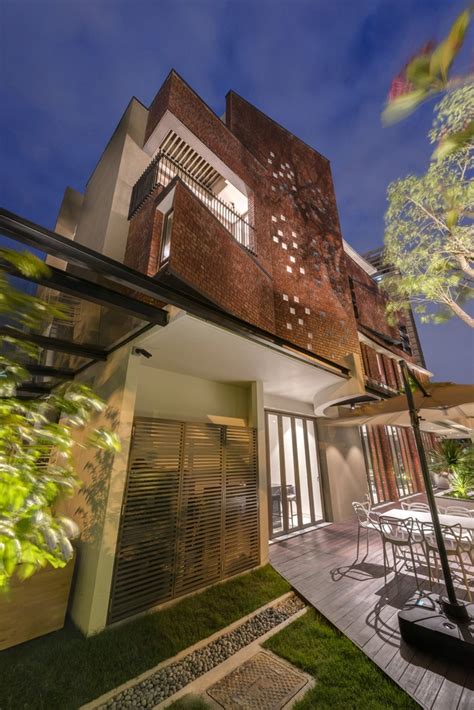 Semi-detached house 22 Jalan Kembangan design by Timurdesigns in ...