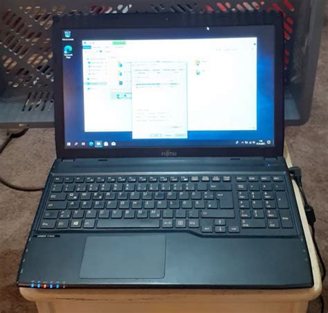 Laptop Fujitsu Siemens Lifebook A I M