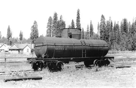 Mccloud River Railroad Oil Tank Cars