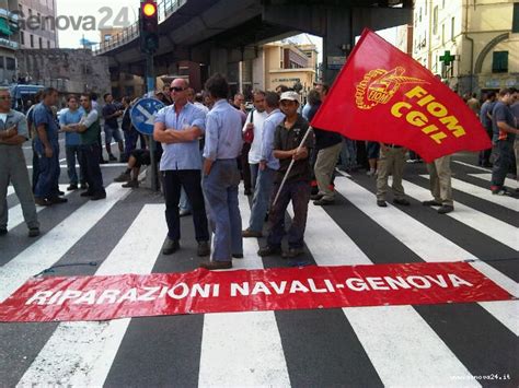 Riparazioni Navali San Giorgio In Sciopero Presidio In Piazza Cavour