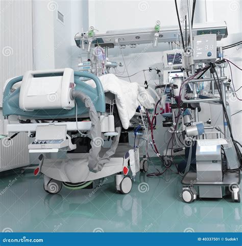 ICU With Serious Patient Stock Photo - Image: 40337501