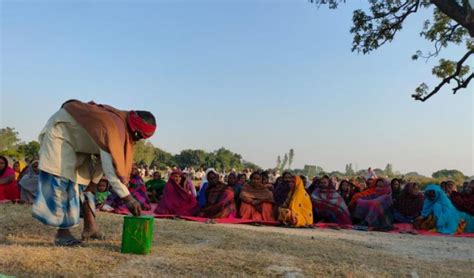 Up Azamgarh Bjp Mp Allegedly Threatened To Break Knees Of Villagers