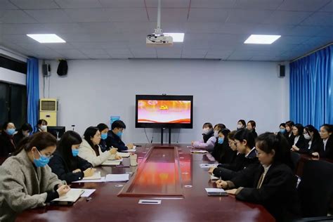 外国语学院学生党支部召开预备党员转正大会 菏泽学院外国语学院