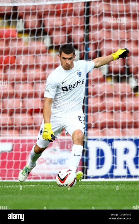 Mathew Ryan Football Hi Res Stock Photography And Images Alamy