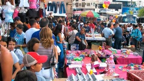 La Economía Informal La Más Golpeada Por La Crisis Política En Bolivia