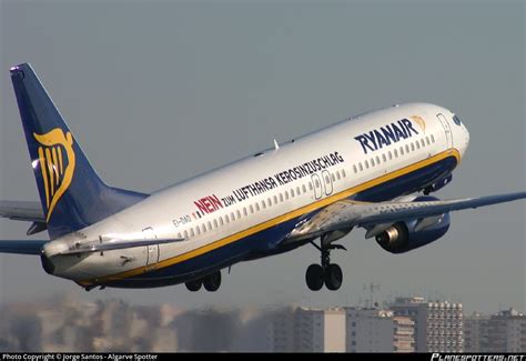 Ei Dad Ryanair Boeing As Photo By Jorge Santos Algarve Spotter