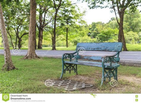 Empty Old Wooden Bench In The City Park Stock Image Image Of Tree