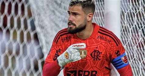 Clube inglês procura o Flamengo e tenta contratar Matheus Cunha