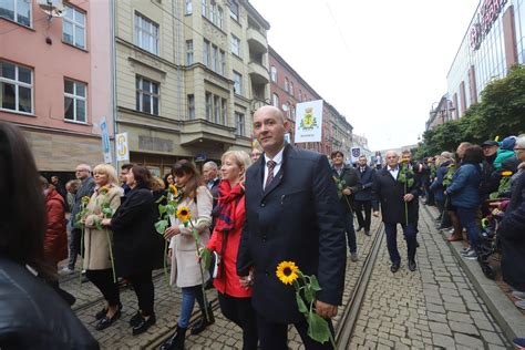 Skarbnikowe Gody 2022 w Zabrzu Barwny korowód przeszedł przez miasto