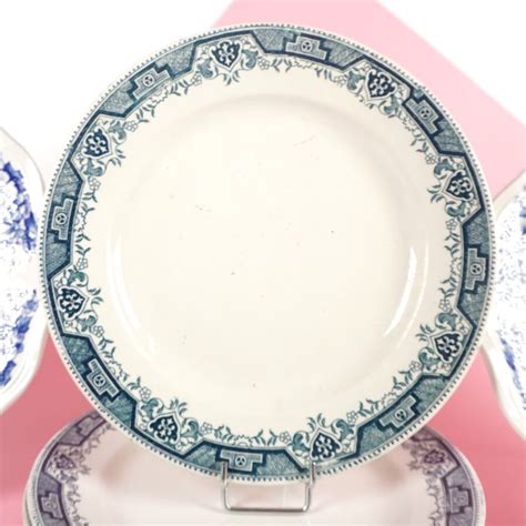 Saint Amand Hamage Suite De Cinq Assiettes Plates Mod Le Maroc