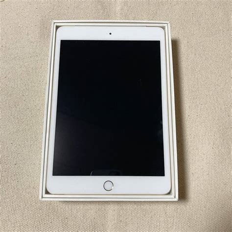 Yahooオークション 超美品 Docomo Ipad Mini3ゴールド Wi Ficellul