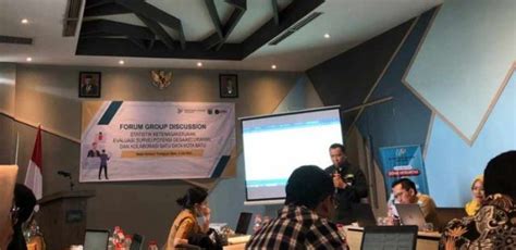 Prodi Ekonomi Pembangunan Umm Bps Kota Batu Fgd Evaluasi Hasil Survei