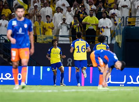 في الجولة الثامنة من دوري روشن النصر ينتفض ويدكّ شباك الفيحاء برباعية