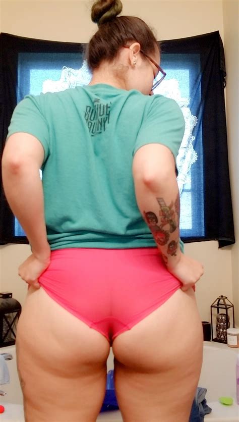 Does My Ass Belong Here 25 F Oc Scrolller