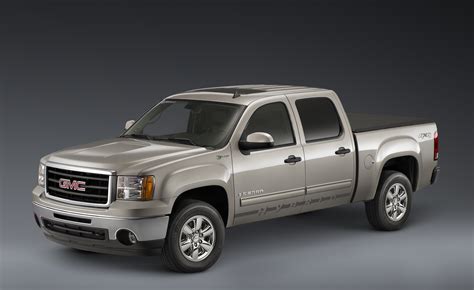 2010 GMC Sierra Hybrid | GM Authority