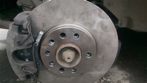 Передние тормозные диски — Opel Astra H, 1,6 л, 2011 года | своими ...