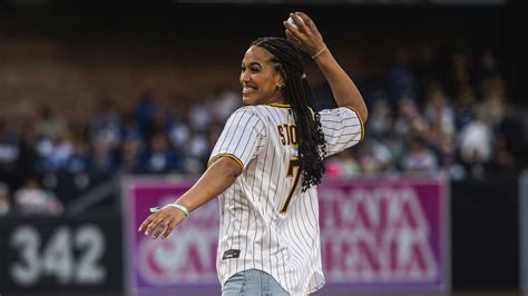 Jordan Love's girlfriend Ronika Stone has viral TikTok about QB