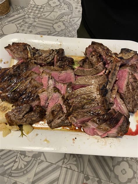 L'elogia Della Bistecca