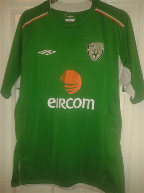 Republic Of Ireland Home Football Shirt 2004 2006