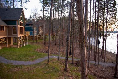 State Parks with Cabins and Unique Reunion Facilities