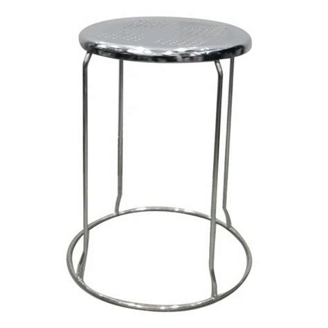 Polished 3ft Stainless Steel Round Stool Size 48l X 30w At Rs 500 In