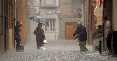 Woda na ulicach Hiszpanii Wiadomości